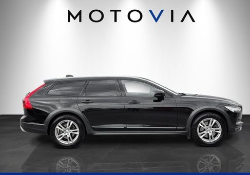 Volvo V90 Cross Country, 2019