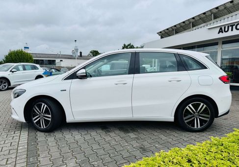 Mercedes-Benz B 250, 2021