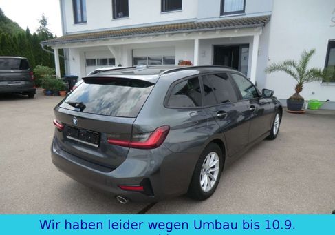 BMW 318, 2022