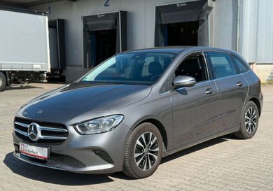 Mercedes-Benz B 180, 2021