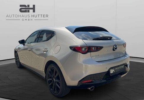 Mazda 3, 2023