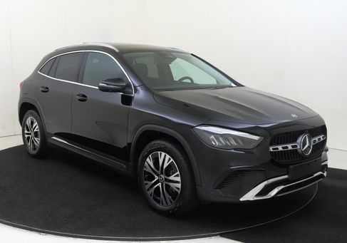 Mercedes-Benz GLA 250, 2025