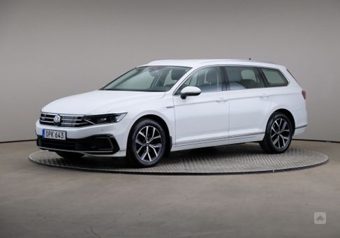 Volkswagen Passat Variant, 2022