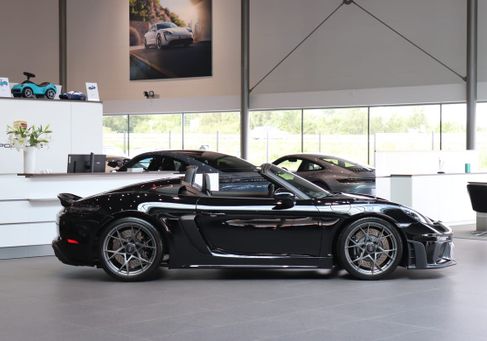 Porsche 718, 2025