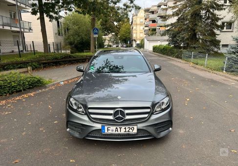 Mercedes-Benz E 220, 2017