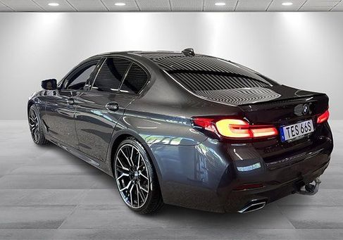 BMW 530, 2021