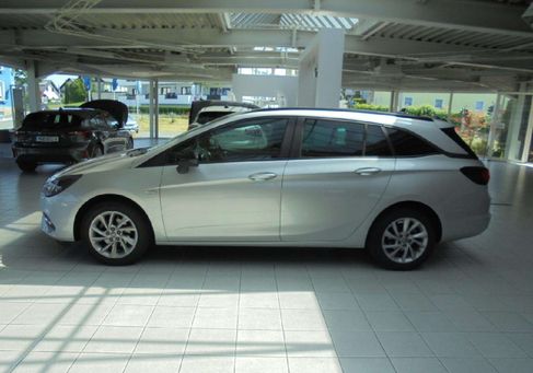 Opel Astra, 2021