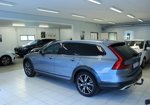Volvo V90 Cross Country, 2020