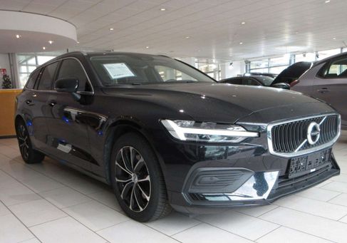 Volvo V60, 2022