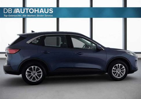 Ford Kuga, 2022