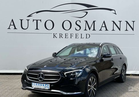 Mercedes-Benz E 300, 2022