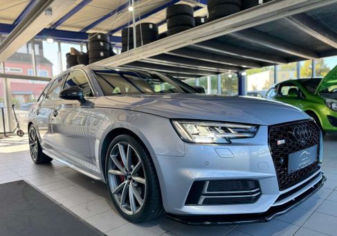 Audi A4, 2018 3