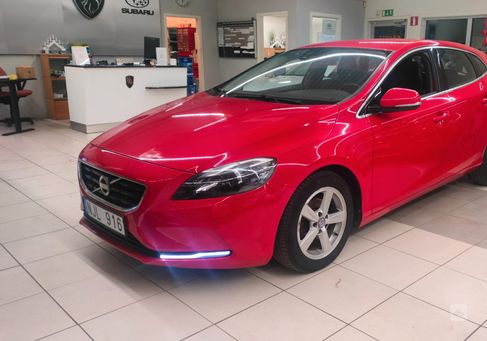 Volvo V40, 2014