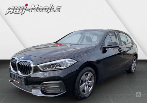 BMW 118, 2022