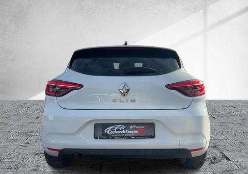 Renault Clio, 2023 3