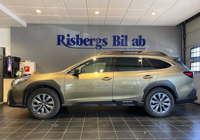 Subaru OUTBACK, 2023
