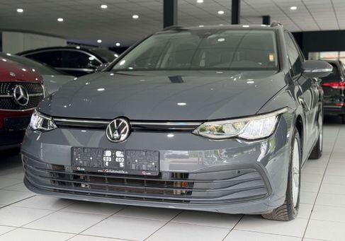 Volkswagen Golf, 2022