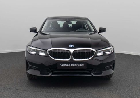 BMW 320, 2022