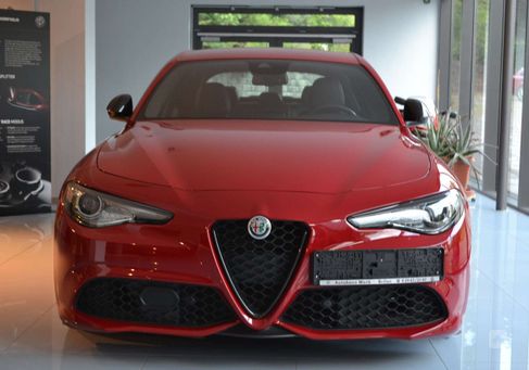 Alfa Romeo Giulia, 2021
