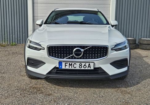 Volvo V60 Cross Country, 2020