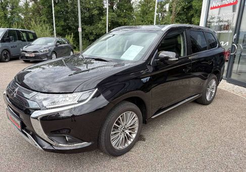 Mitsubishi Outlander, 2020