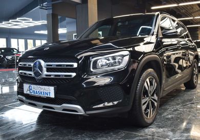 Mercedes-Benz GLB 200, 2022