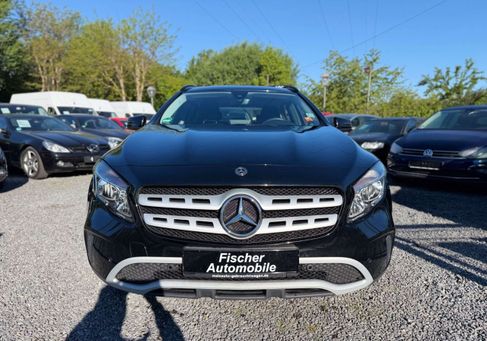 Mercedes-Benz GLA 200, 2019