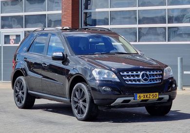 Mercedes-Benz ML 350, 2010