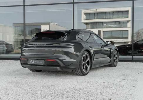 Porsche Taycan, 2024