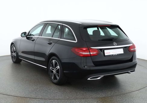 Mercedes-Benz C 180, 2021 3