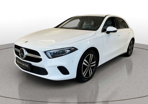 Mercedes-Benz A 200, 2022