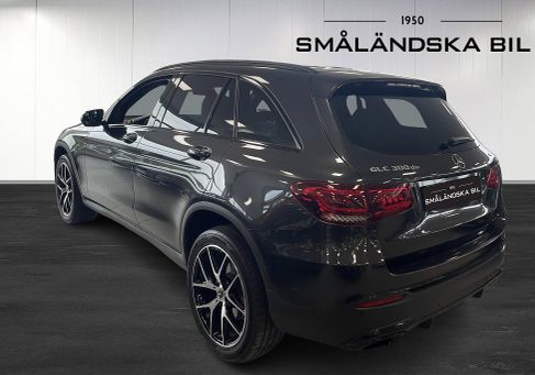 Mercedes-Benz GLC 300, 2022