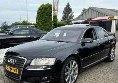 Audi A8, 2004