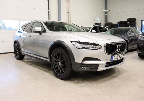 Volvo V90 Cross Country, 2020