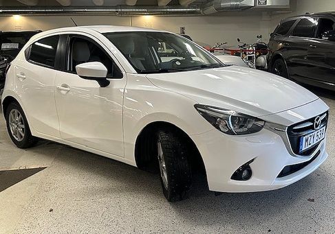 Mazda 2, 2016