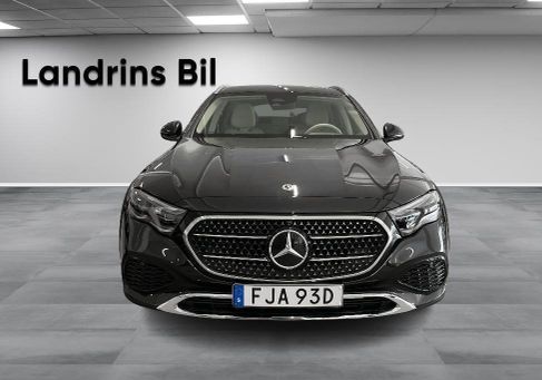 Mercedes-Benz, 2025 2