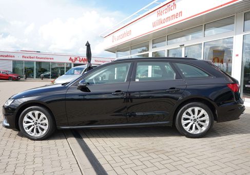 Audi A4, 2023 3