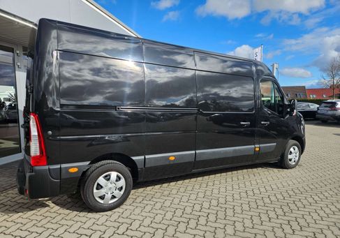 Nissan Interstar, 2022