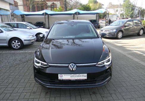 Volkswagen Golf, 2023