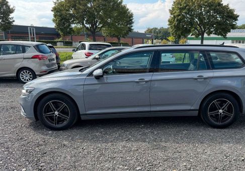 Volkswagen Passat Variant, 2023 2