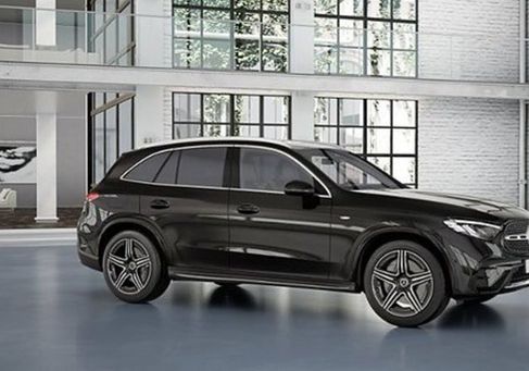 Mercedes-Benz GLC 300, 2026