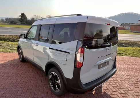 Ford Tourneo Courier, 2025