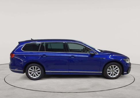 Volkswagen Passat, 2023 3