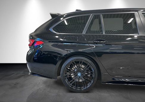 BMW 530, 2022 3