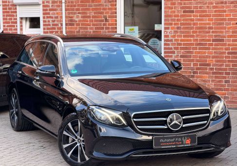 Mercedes-Benz E 300, 2020 3