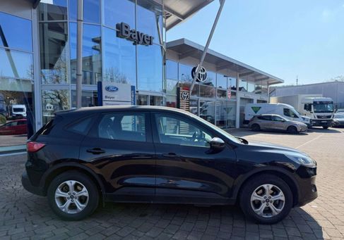Ford Kuga, 2021