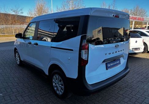 Ford Tourneo Courier, 2024