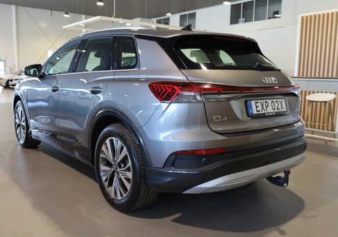 Audi Q4, 2022