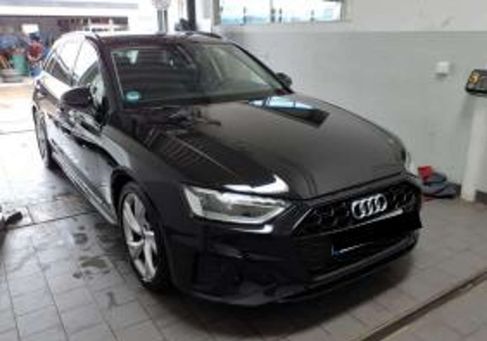 Audi A4, 2023