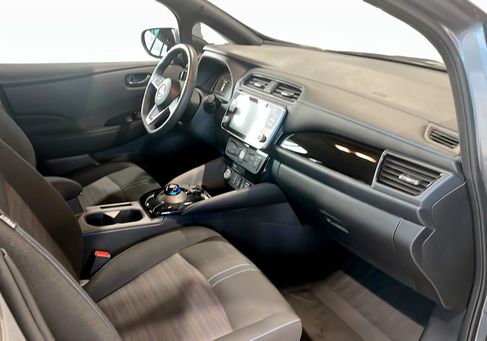 Nissan Leaf, 2023 3